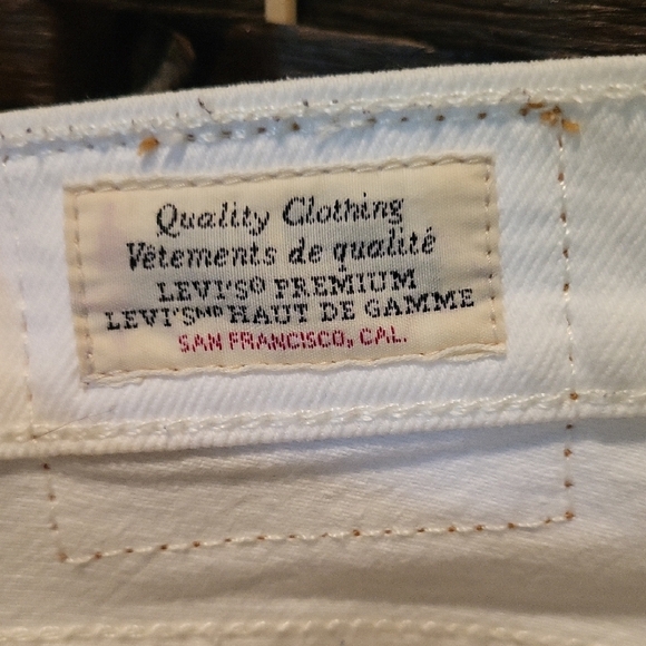 Levis White Straight Leg Jeans with Raw Edge - Picture 3 of 8